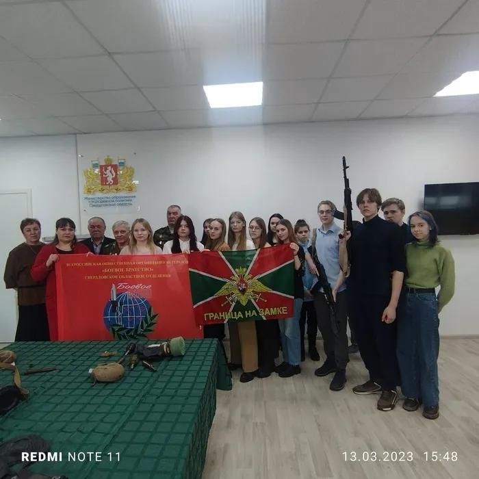 В марте в Горноуральском центре культуры прошло мероприятие,  посвященное 54-й годовщине событий на острове Даманский.Тематическая встреча «Мы помним вас, герои  Даманского!» прошла  с ветеранами пограничных войск.