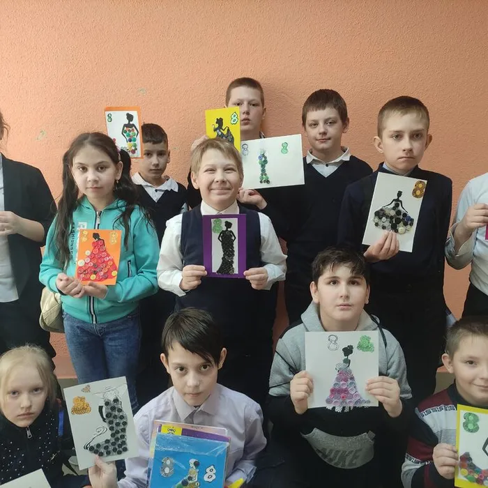 8 марта состоится при любой погоде!  А это значит, что нам понадобятся подарки!
